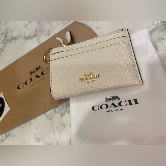 NWT! Coach Skinny ID leather case wallet with keychain + Gift wrap! - Picture 3 of 14